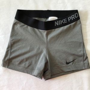 NIKE PRO grey shorts spandex - Small